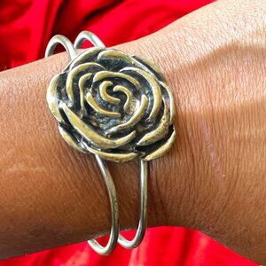 🌹 Vintage Silver Metal Rose Cuff Bracelet